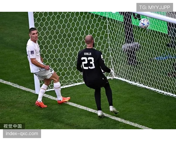 荷甲联赛启用半自动越位技术助力裁判判罚公正减少比赛争议